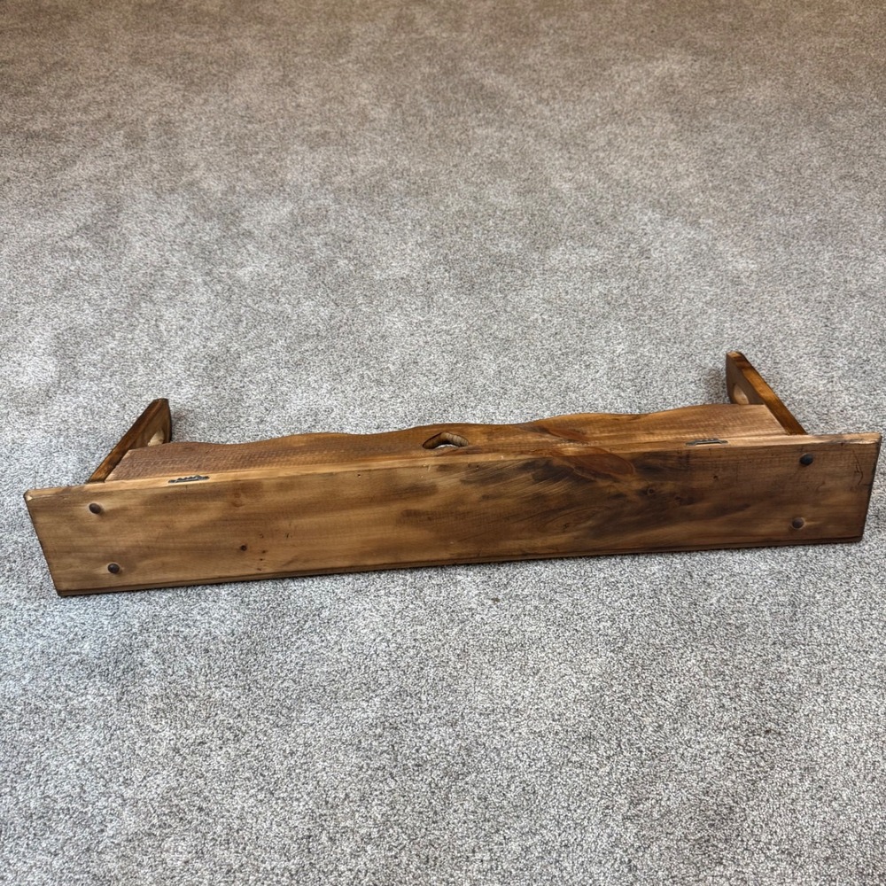 Vintage Cottagecore Farmhouse Rustic Pine Wood Wall Shelf Scalloped Heart Cutout - Picture 5 of 8